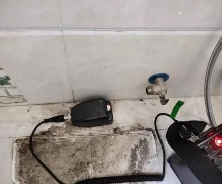 天门屋顶漏水维修公司分享下卫生间漏水的危害及解决方法